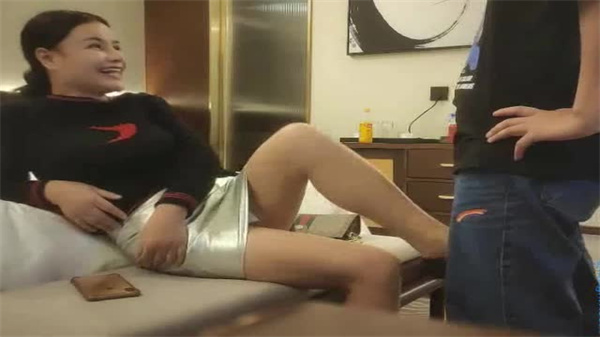 沉迷约炮高颜值熟妇，极品良家阿姨第二弹